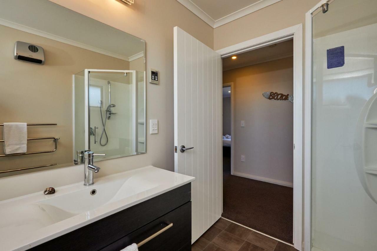 Pukeko Retreat Villa Кайкура Екстериор снимка